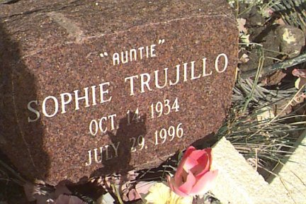 Trujillo, Sophie